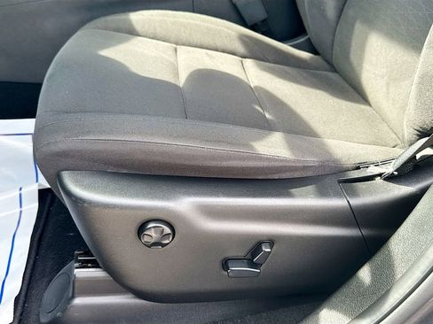 Used 2020 Dodge Durango SXT AWD/4WD image 18