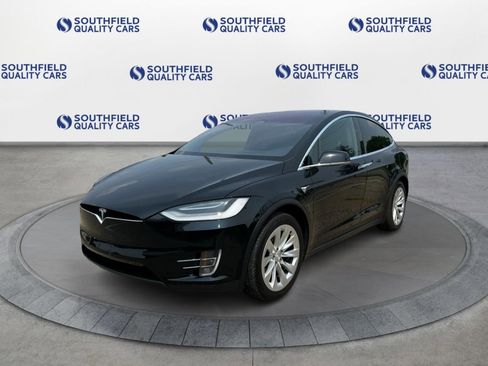 Used 2020 Tesla Model X Long Range image 2