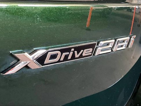 Used 2025 BMW X1 xDrive28i image 9