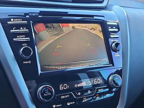 Used 2020 Nissan Murano SV image 18