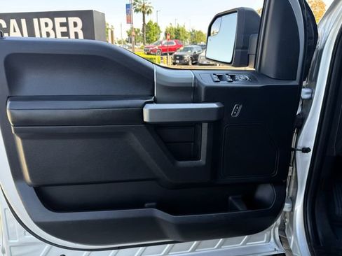 Used 2015 Ford F150 XLT w/ Equipment Group 302A Luxury RWD image 17
