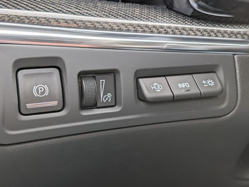 Used 2026 Cadillac XT5 Sportv w/ LPO, Floor Liner Package AWD/4WD image 26