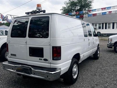 Used 2013 Ford E-350 and Econoline 350 Super Duty w/ Commercial Cargo Van Pkg RWD image 2