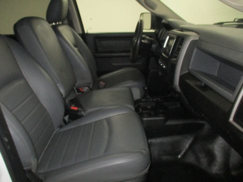 Used 2018 RAM 2500 Tradesman AWD/4WD image 14