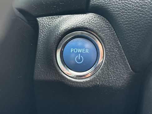Used 2022 Toyota RAV4 XSE AWD/4WD image 23