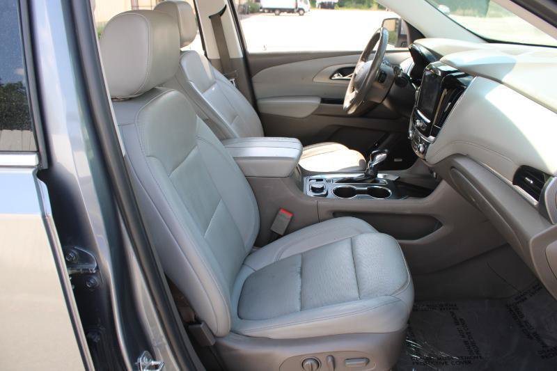 Used 2021 Chevrolet Traverse Premier FWD image 10