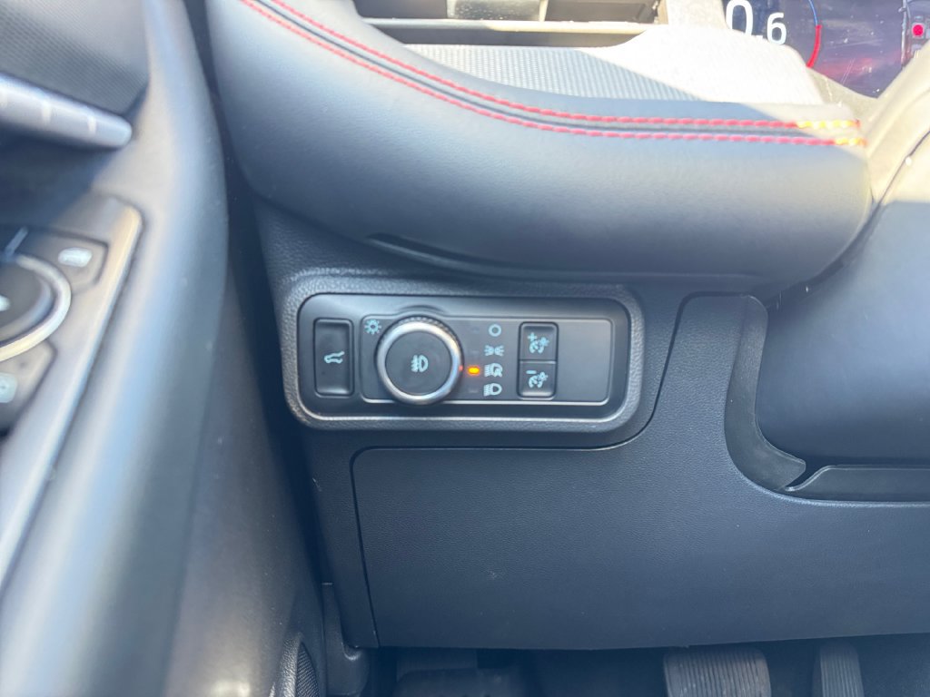 Used 2025 Ford Explorer ST AWD/4WD image 17