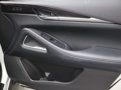 Used 2023 INFINITI QX60 Sensory w/ Cargo Package AWD/4WD image 11