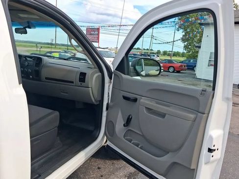 Used 2013 Chevrolet Silverado 1500 W/T AWD/4WD image 27