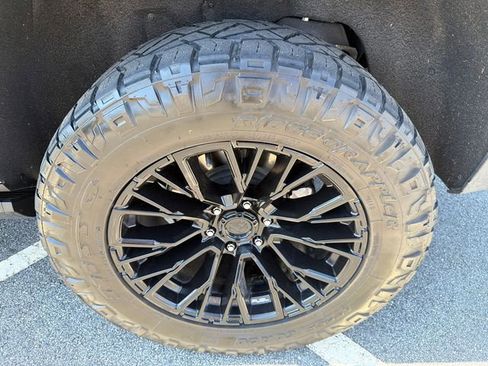 Used 2025 GMC Yukon XL AT4 w/ AT4 Premium Package image 20