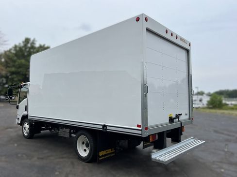 New 2025 Chevrolet Low Cab Forward 5500XG RWD image 5