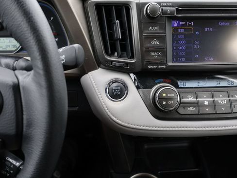Used 2013 Toyota RAV4 Limited FWD image 24