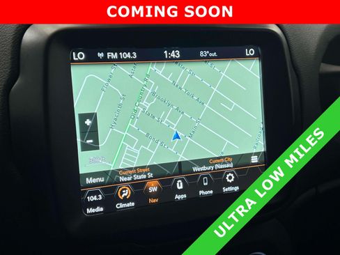 Certified 2023 Jeep Renegade Latitude AWD/4WD image 24