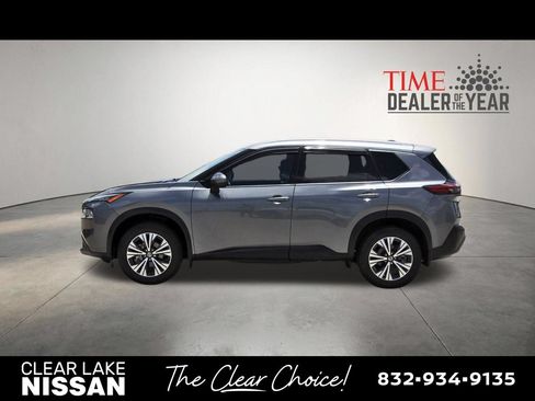 Used 2021 Nissan Rogue SV w/ Premium Package FWD image 4