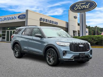 New 2026 Ford Explorer ST w/ Sun And Sound Package