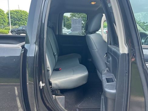 Used 2016 RAM 1500 Express AWD/4WD image 11