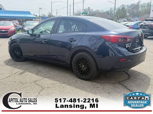 Used 2018 MAZDA MAZDA3 Sport image 6