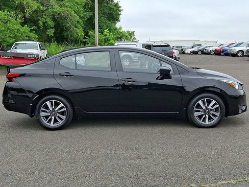 Certified 2024 Nissan Versa S w/ S Plus Package FWD image 7