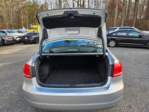 Used 2013 Volkswagen Passat 2.5 SE image 11