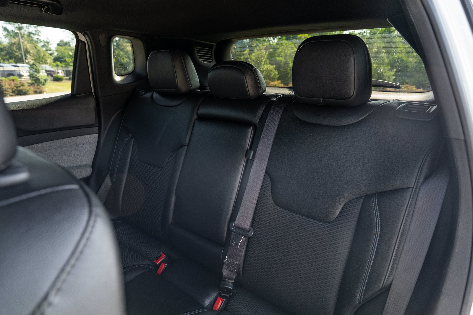 Used 2024 Jeep Compass Latitude AWD/4WD image 18