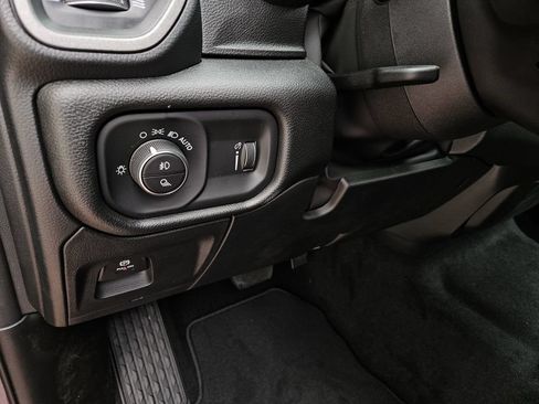 New 2026 RAM 1500 Express RWD image 14