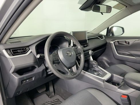 Used 2024 Toyota RAV4 LE image 3