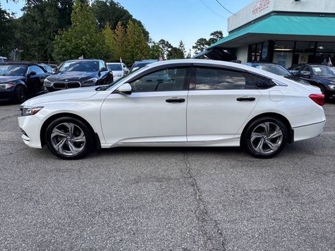 Used 2019 Honda Accord EX image 7