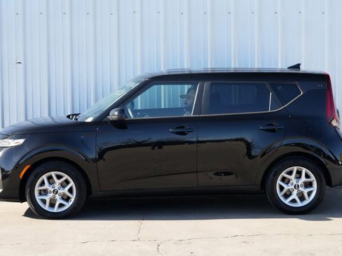 Used 2020 Kia Soul S image 40