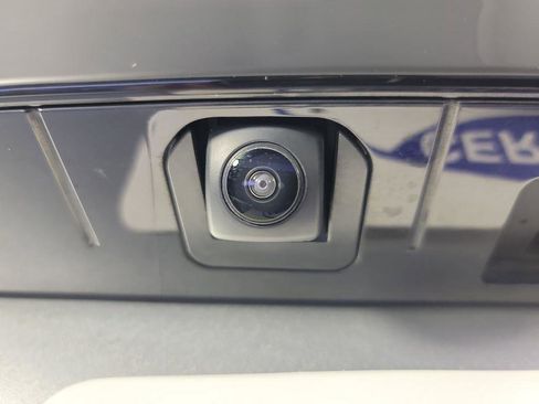 Used 2024 Honda Accord Sport image 7