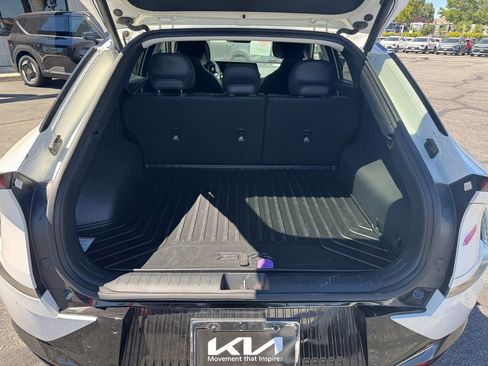 Certified 2024 Kia EV6 Wind image 22