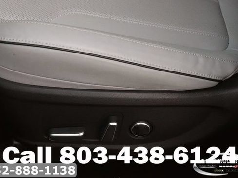 Used 2025 Hyundai Palisade SEL AWD/4WD image 17