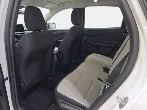 Certified 2023 Ford Escape Active FWD image 12