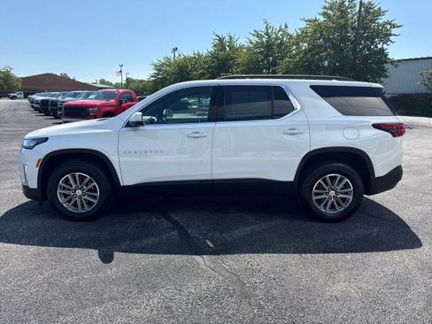 Used 2023 Chevrolet Traverse LT FWD image 6
