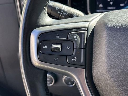 Used 2025 Chevrolet Silverado 1500 LT RWD image 35