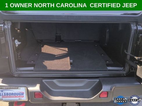 Used 2023 Jeep Wrangler Unlimited Rubicon w/ Cold Weather Group AWD/4WD image 23
