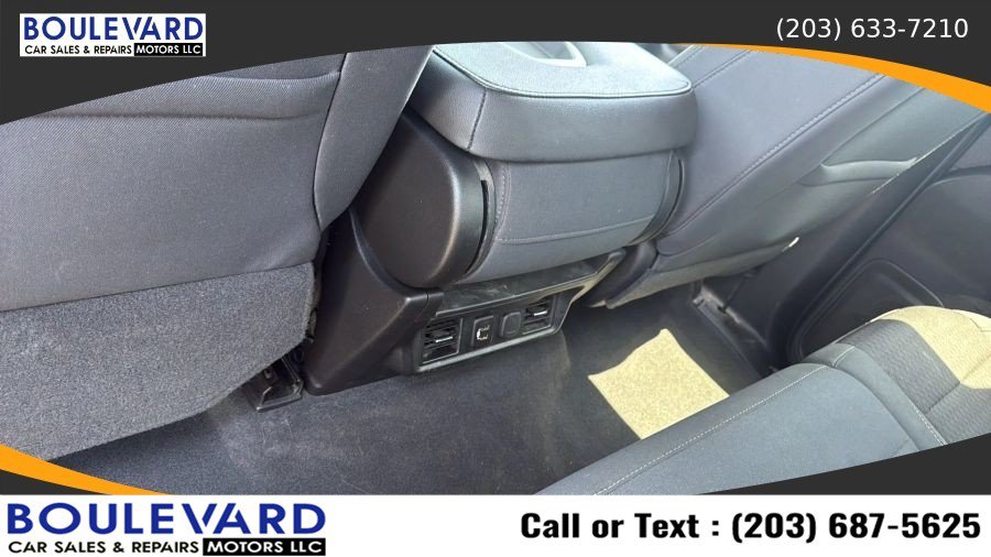 Used 2019 Chevrolet Silverado 1500 LT w/ All-Star Edition AWD/4WD image 29