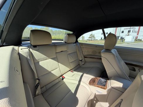 Used 2008 BMW 328i Convertible image 13
