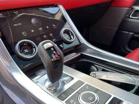 Used 2022 Land Rover Range Rover Sport HST image 24