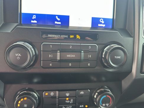 Used 2019 Ford F150 XLT w/ Trailer Tow Package AWD/4WD image 21