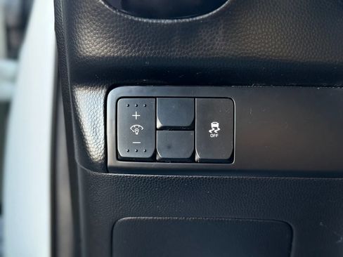 Used 2019 Kia Soul FWD image 29
