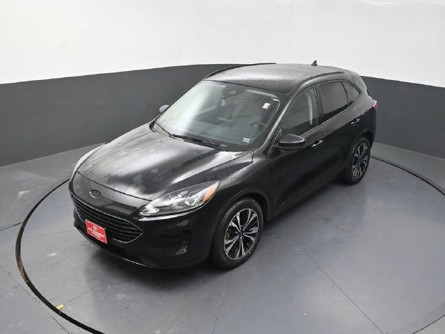 Used 2021 Ford Escape SE w/ SE Sport Appearance Package FWD image 25