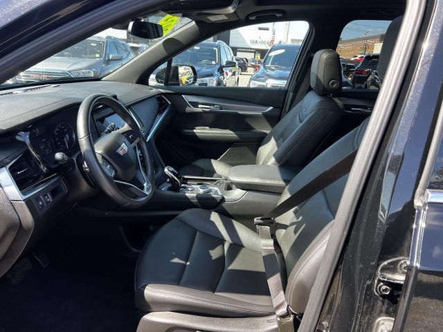 Certified 2024 Cadillac XT6 Luxury w/ LPO, Floor Liner Package AWD/4WD image 18