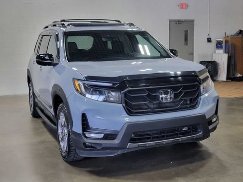 Used 2022 Honda Passport TrailSport image 4