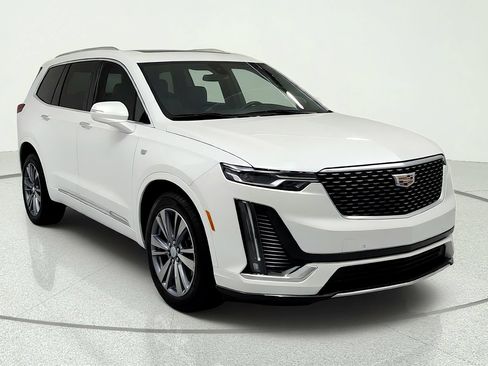 Used 2024 Cadillac XT6 Premium Luxury w/ LPO, Floor Liner Package AWD/4WD image 7