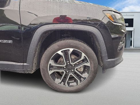 Used 2022 Jeep Compass Limited image 2