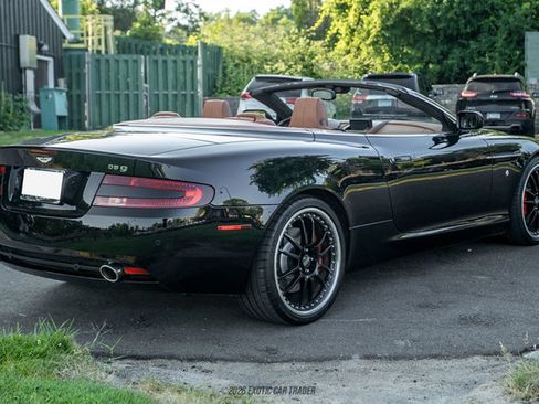 Used 2008 Aston Martin DB9 Volante RWD image 8