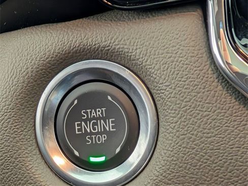 Certified 2024 Chevrolet Colorado ZR2 w/ ZR2 Convenience Package III image 25