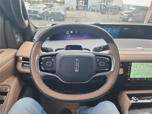 New 2026 Lincoln Navigator Black Label AWD/4WD image 33
