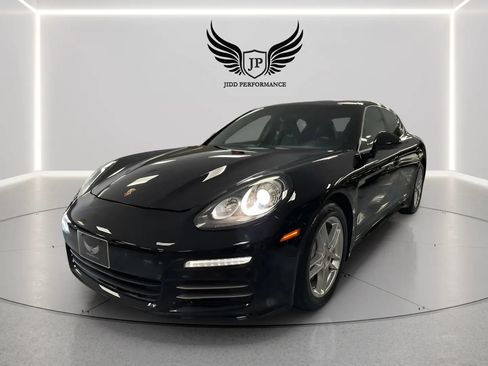 Used 2016 Porsche Panamera 4S AWD/4WD image 3