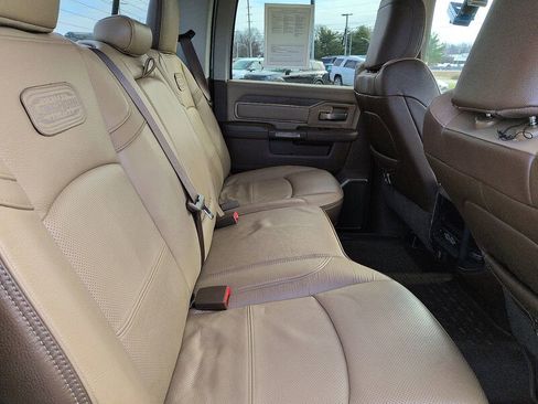 Used 2024 RAM 2500 Limited image 8